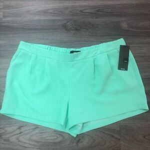 Adorable Pull On Shorts NWT
